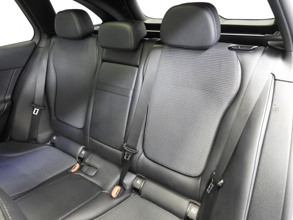 Mercedes-Benz C-Klasse – foto 37
