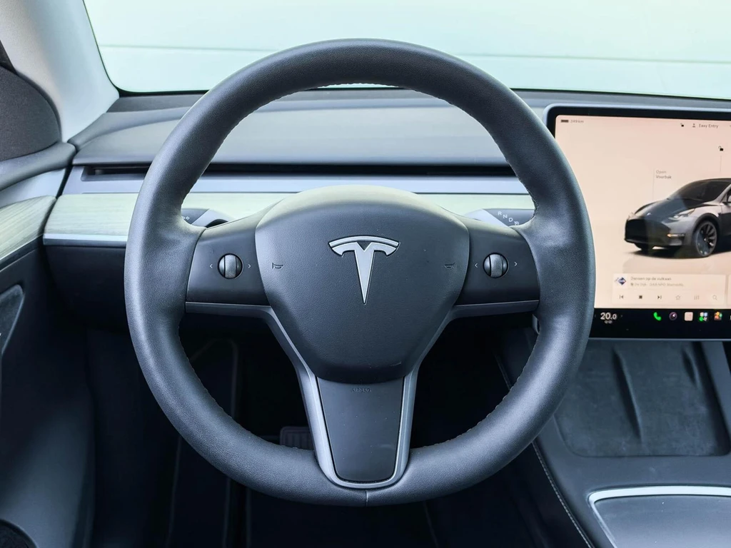 Tesla Model Y – foto 35