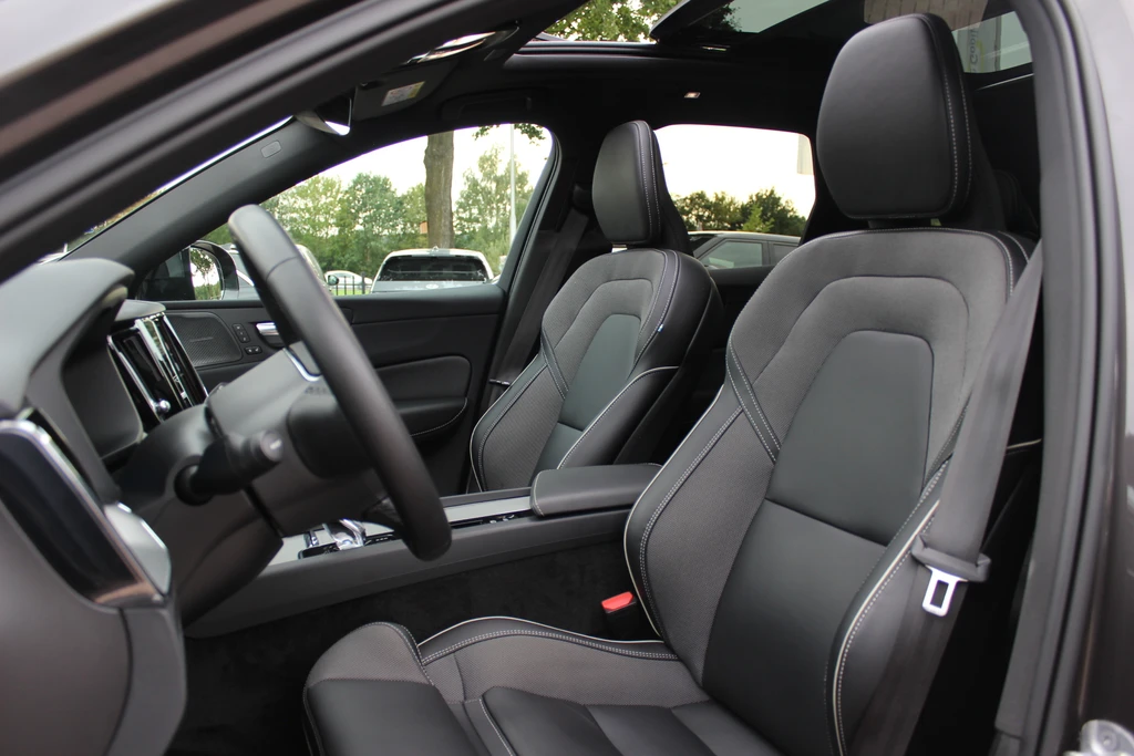 Volvo XC60 – foto 11