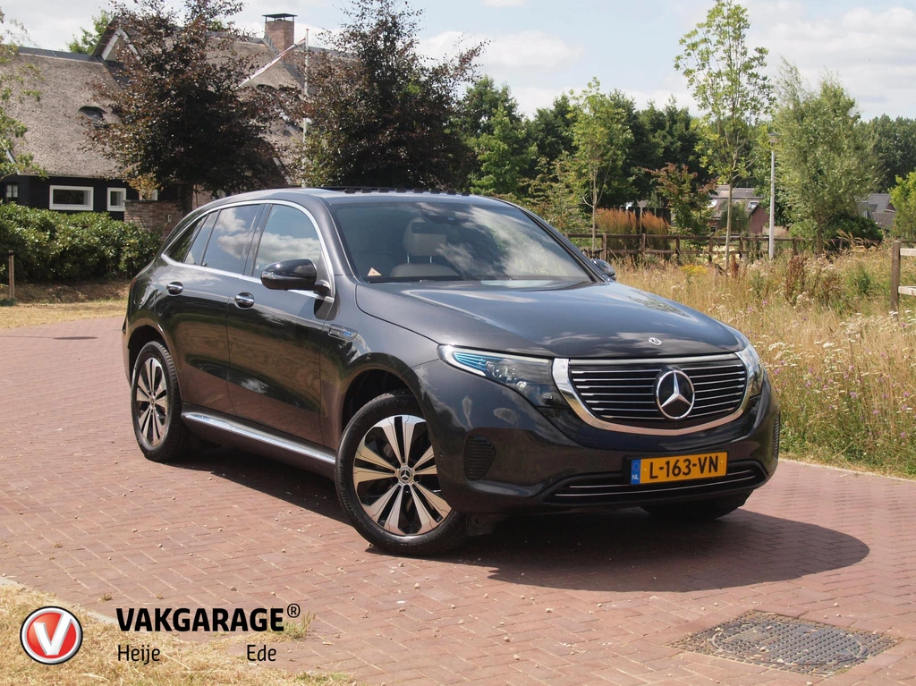 Mercedes-Benz EQC – foto 8
