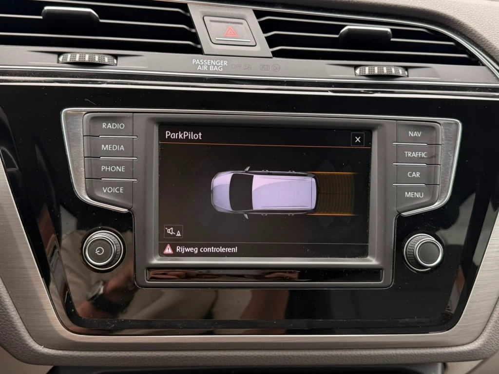 Volkswagen Touran – foto 12