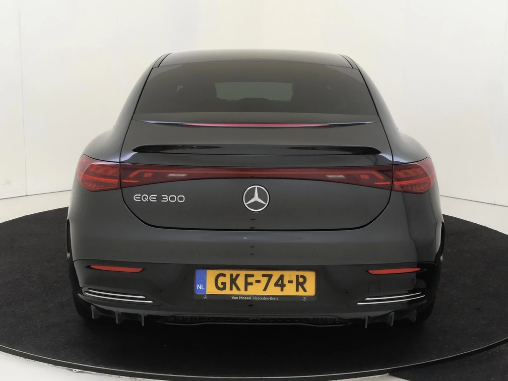 Mercedes-Benz EQE – foto 4