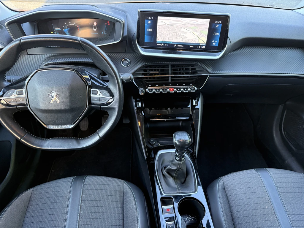 Peugeot 208 – foto 28
