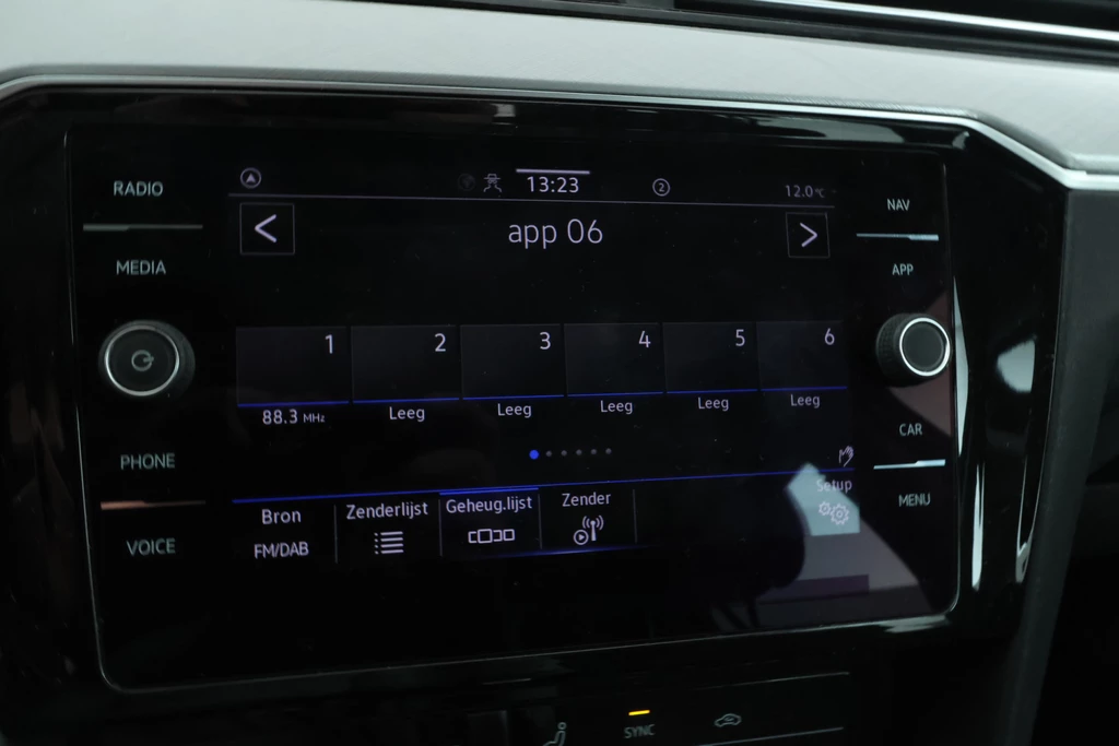 Volkswagen Passat – foto 23