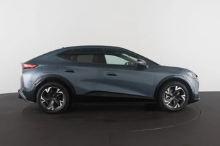 CUPRA Tavascan – thumbnail 9