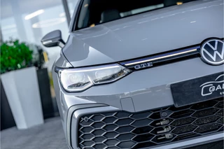Volkswagen Golf – thumbnail 33