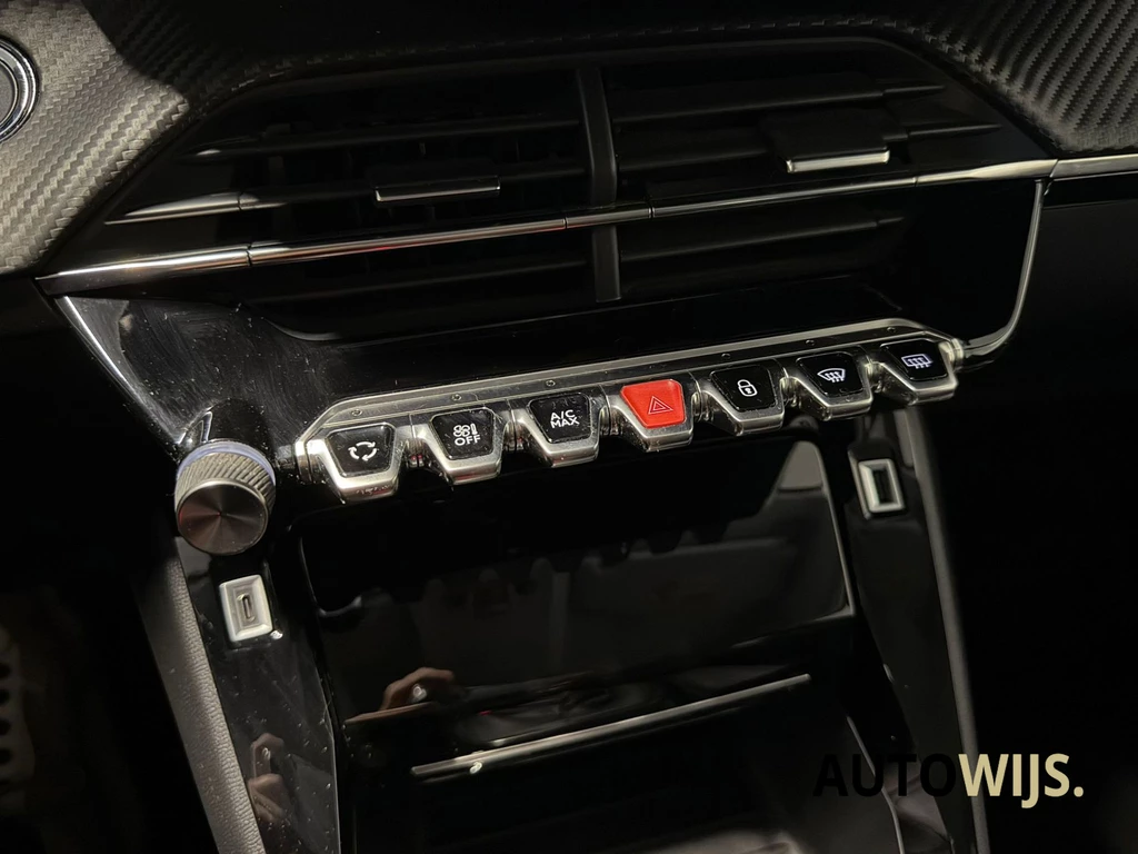 Peugeot 208 – foto 22