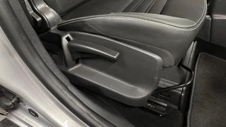 Renault Scénic – thumbnail 18