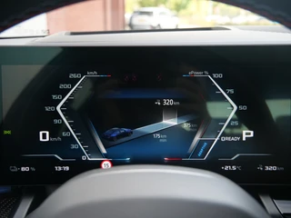 BMW i5 – thumbnail 17