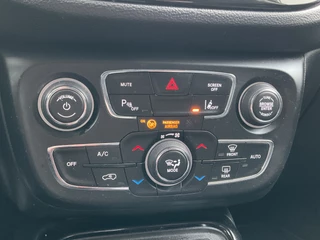 Jeep Compass – thumbnail 25