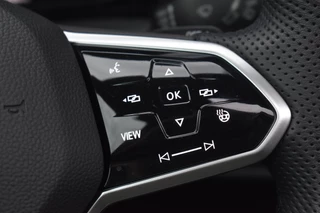 Volkswagen Golf – thumbnail 41