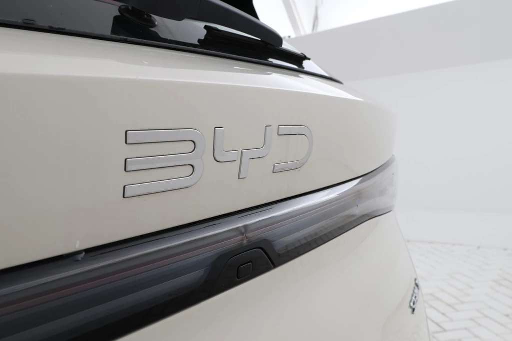 BYD SEAL – foto 10
