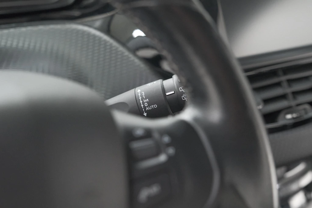 Peugeot 208 – foto 58