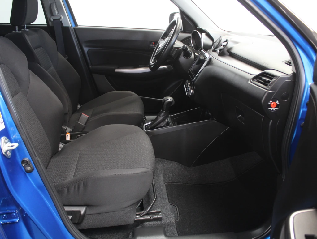 Suzuki Swift – foto 32