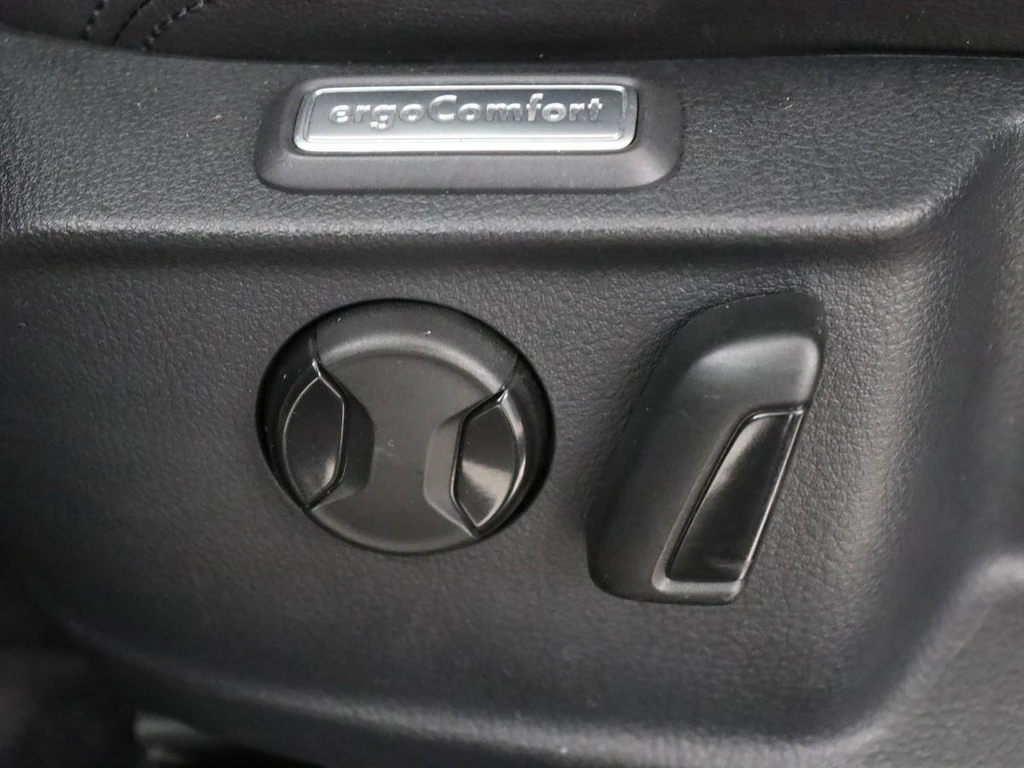 Volkswagen Passat – foto 27