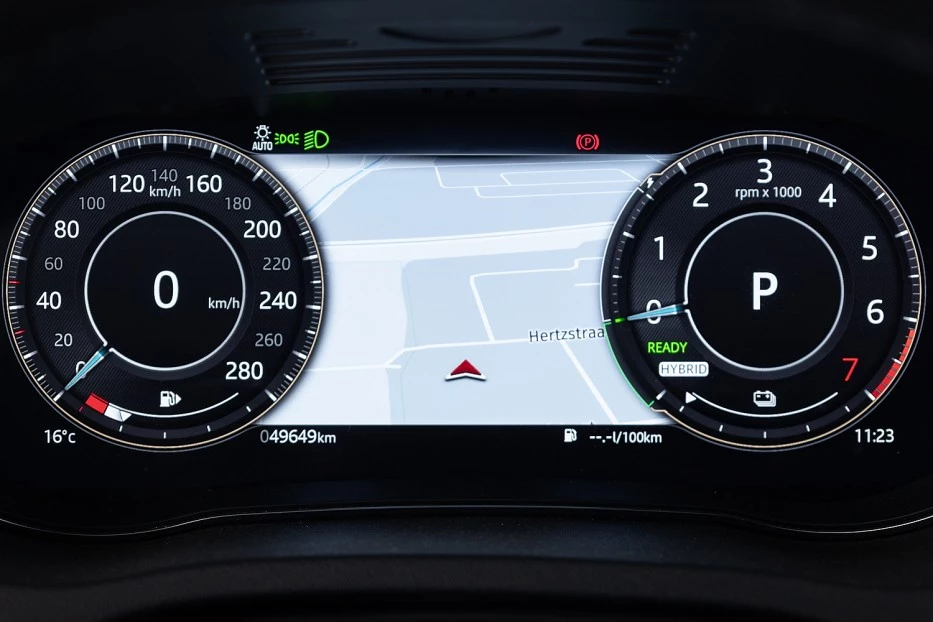 Jaguar E-PACE – foto 45