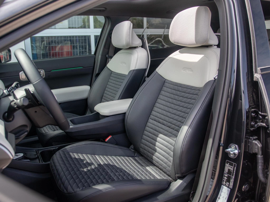 Kia EV4 – foto 11