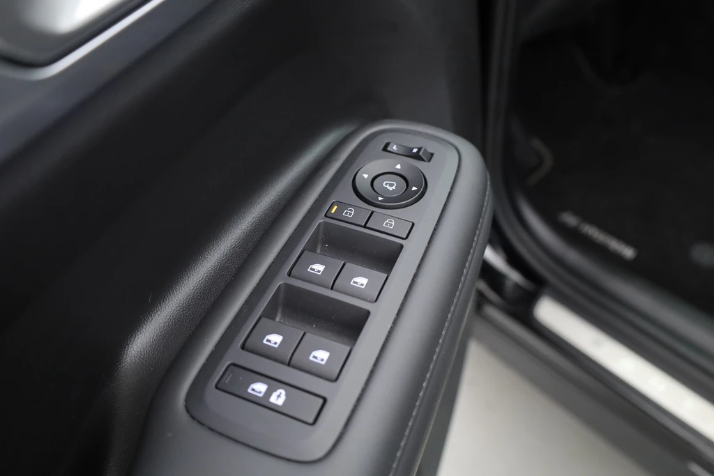 Hyundai Santa Fe – foto 16