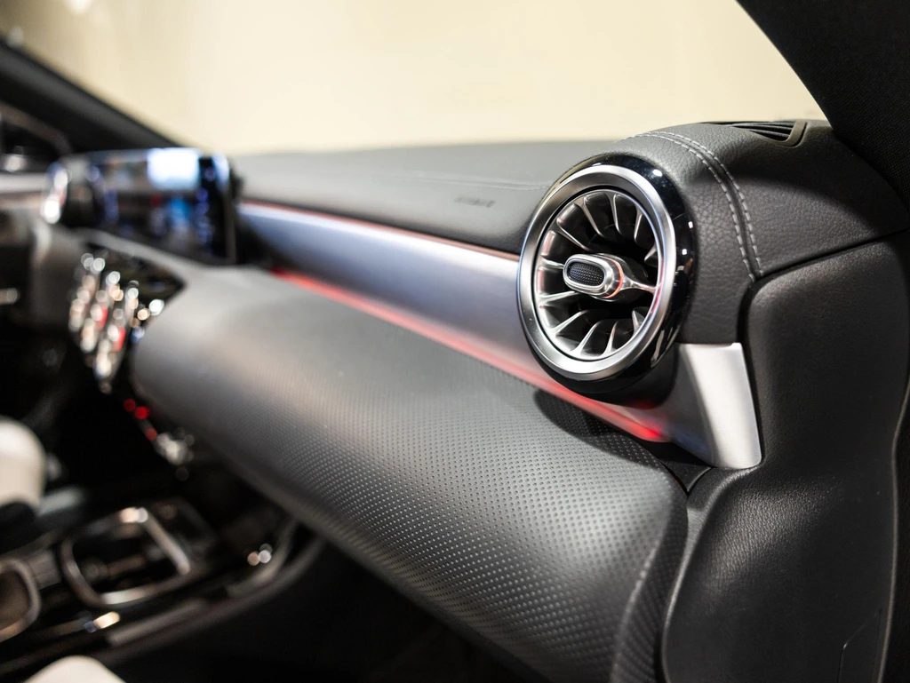 Mercedes-Benz CLA – foto 33