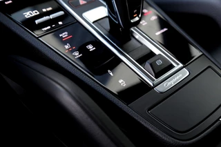 Porsche Cayenne – thumbnail 33