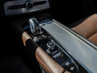Volvo XC90 – thumbnail 36