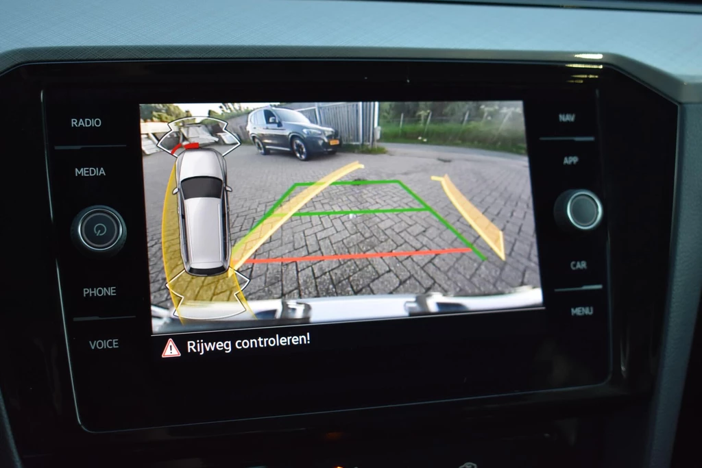 Volkswagen Passat – foto 19