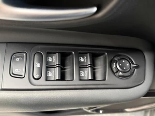 Jeep Renegade – thumbnail 28