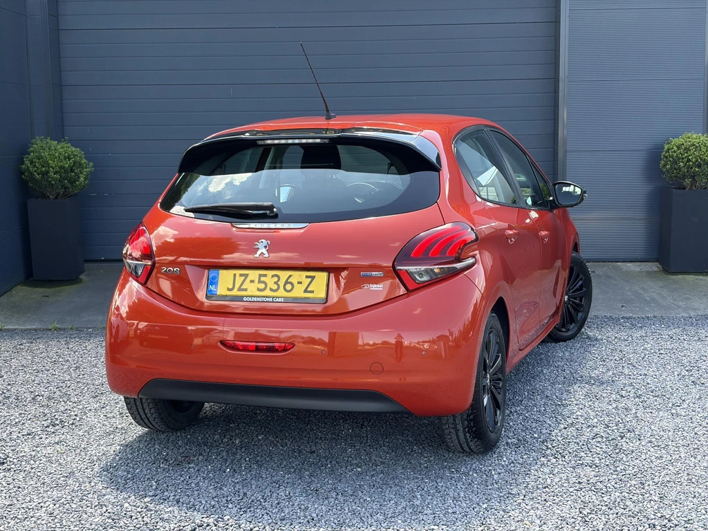 Peugeot 208 – foto 3