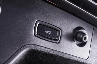 Porsche Panamera – thumbnail 50