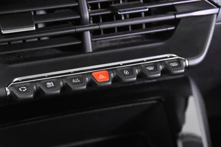 Peugeot 208 – thumbnail 23