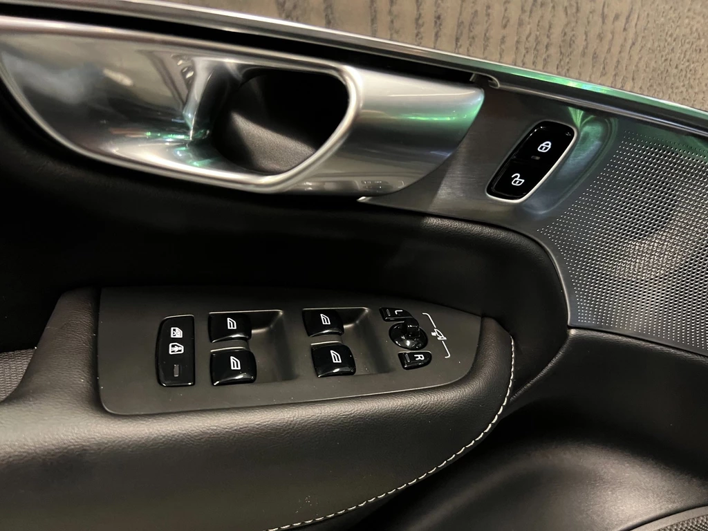 Volvo XC90 – foto 16