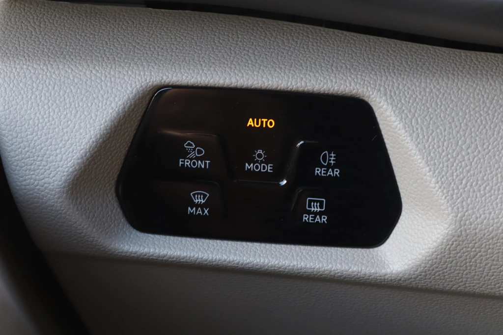 Volkswagen Multivan – foto 28