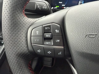 Ford Kuga – thumbnail 17