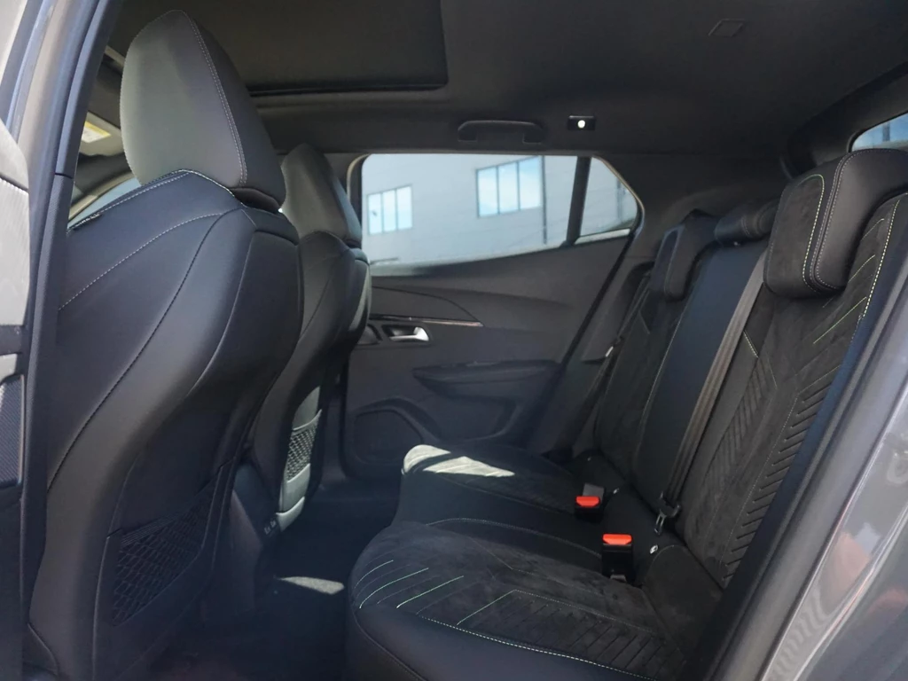 Peugeot e-2008 – foto 41