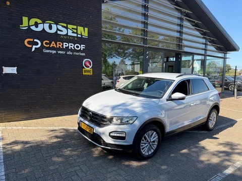 Volkswagen T-Roc 1.5 TSI SPORT