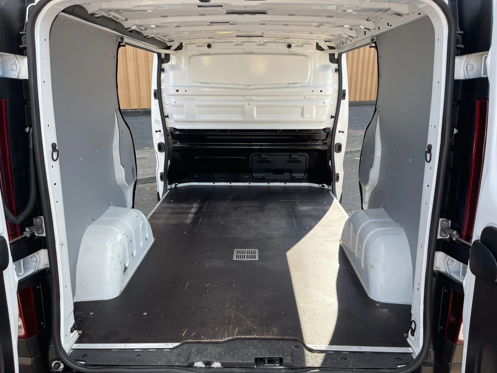 Renault Trafic – foto 22