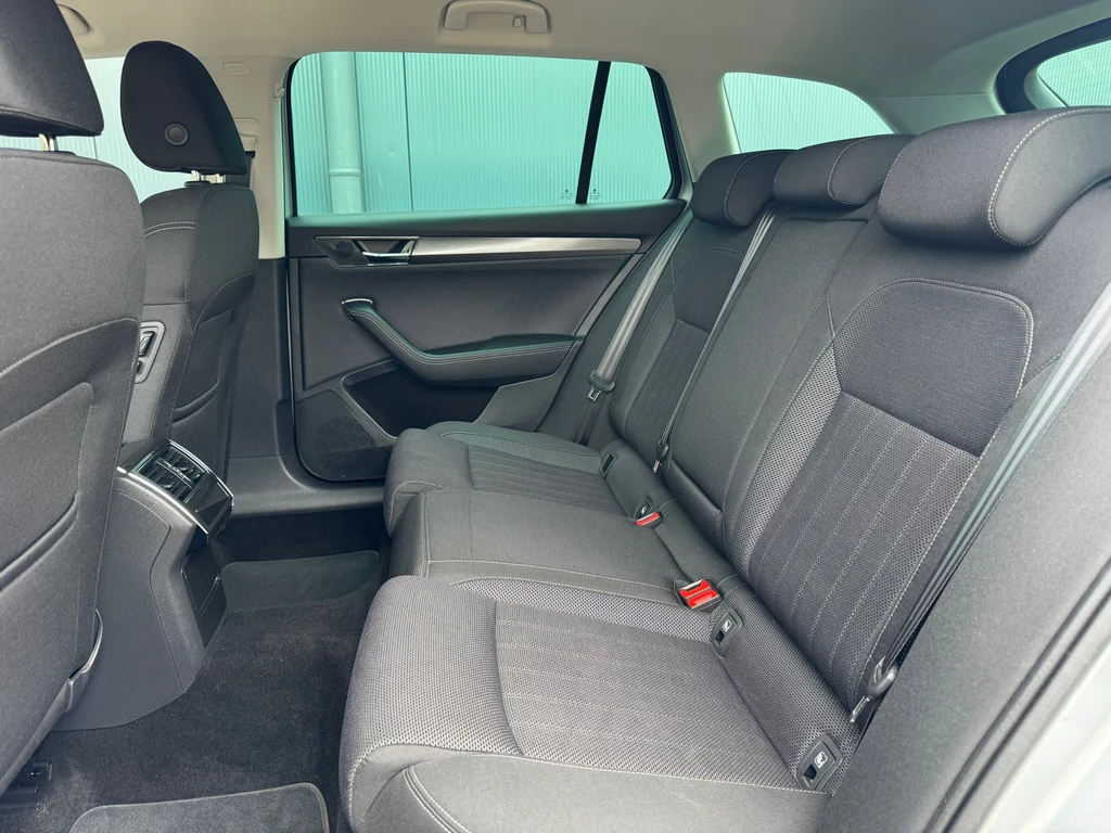 Škoda Superb – foto 21