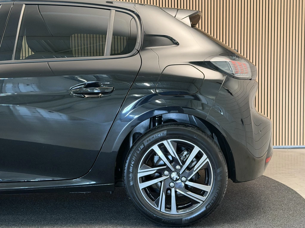 Peugeot 208 – foto 13