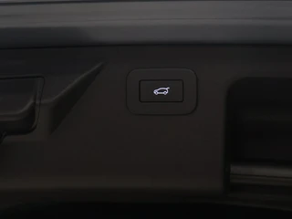Land Rover Discovery Sport – thumbnail 23