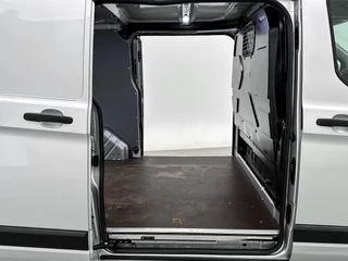 Ford Transit Custom – thumbnail 24