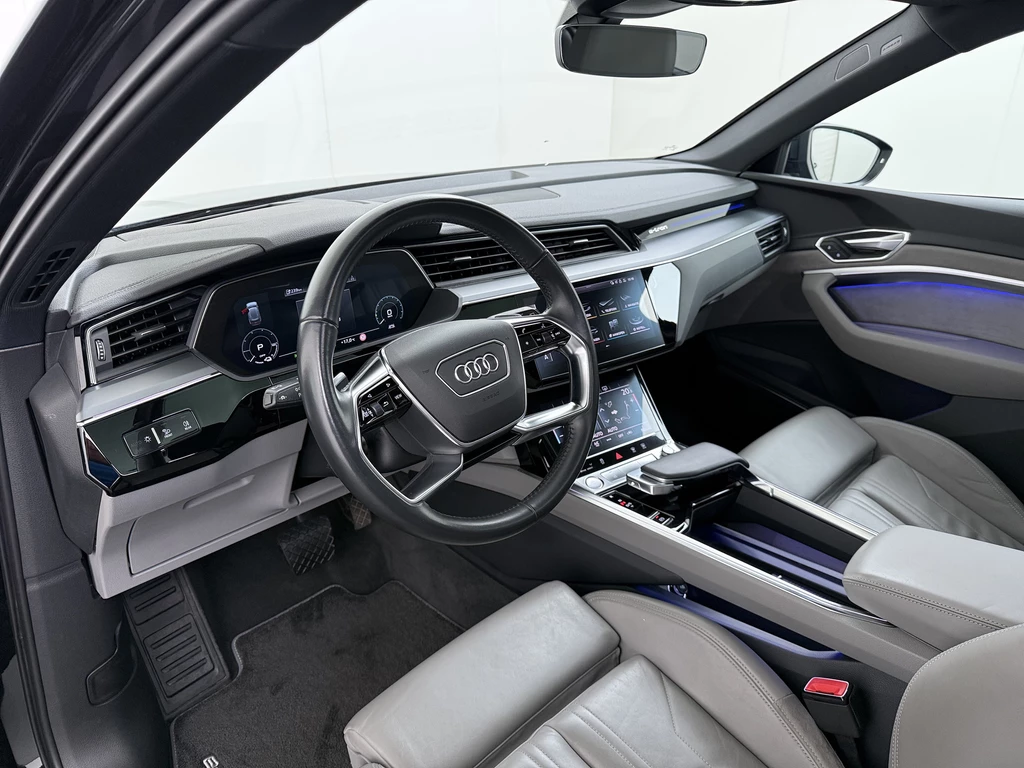 Audi e-tron – foto 13