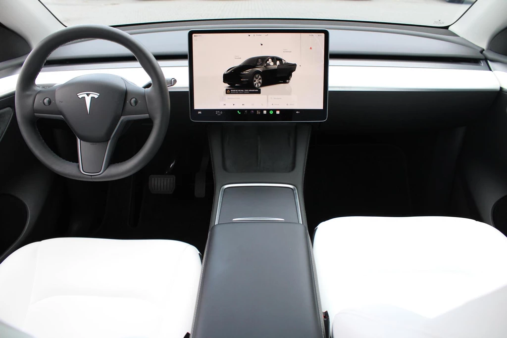 Tesla Model Y – foto 12