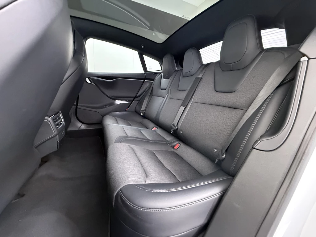 Tesla Model S – foto 17