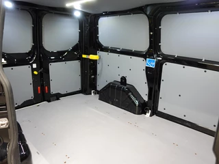 Ford Transit Custom – thumbnail 14