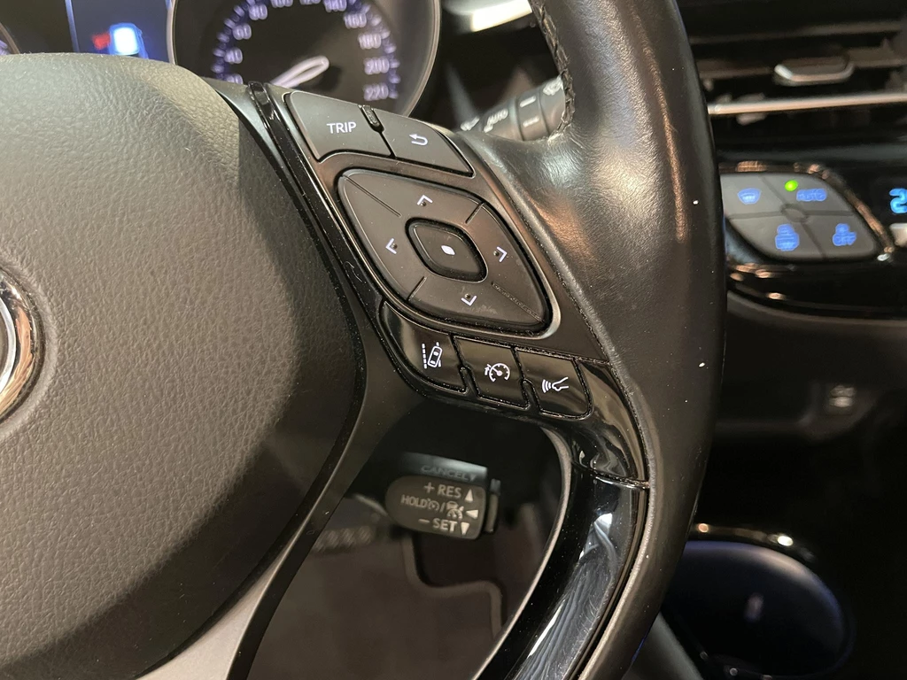 Toyota C-HR – foto 17