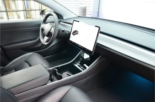 Tesla Model 3 – thumbnail 11