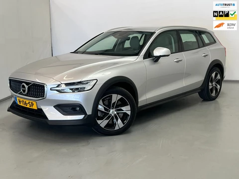 Volvo V60 Cross Country 2.0 T5 AWD Pro / BTW / Harman / CarPlay / Trekhaak