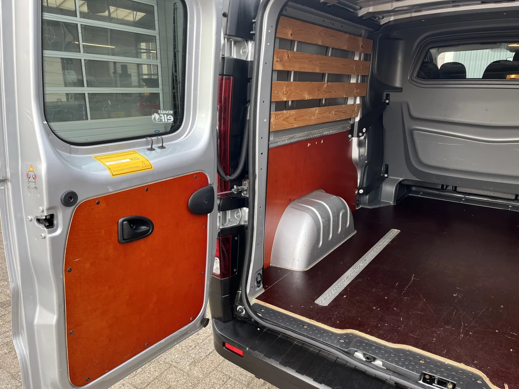 Renault Trafic – foto 21