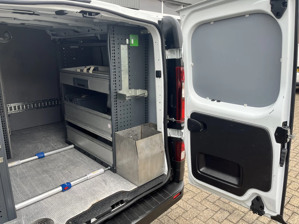 Renault Trafic – foto 21