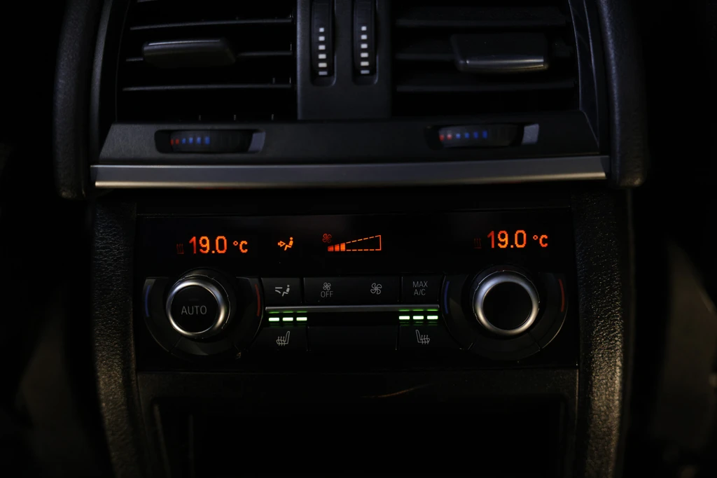 BMW X5 – foto 11